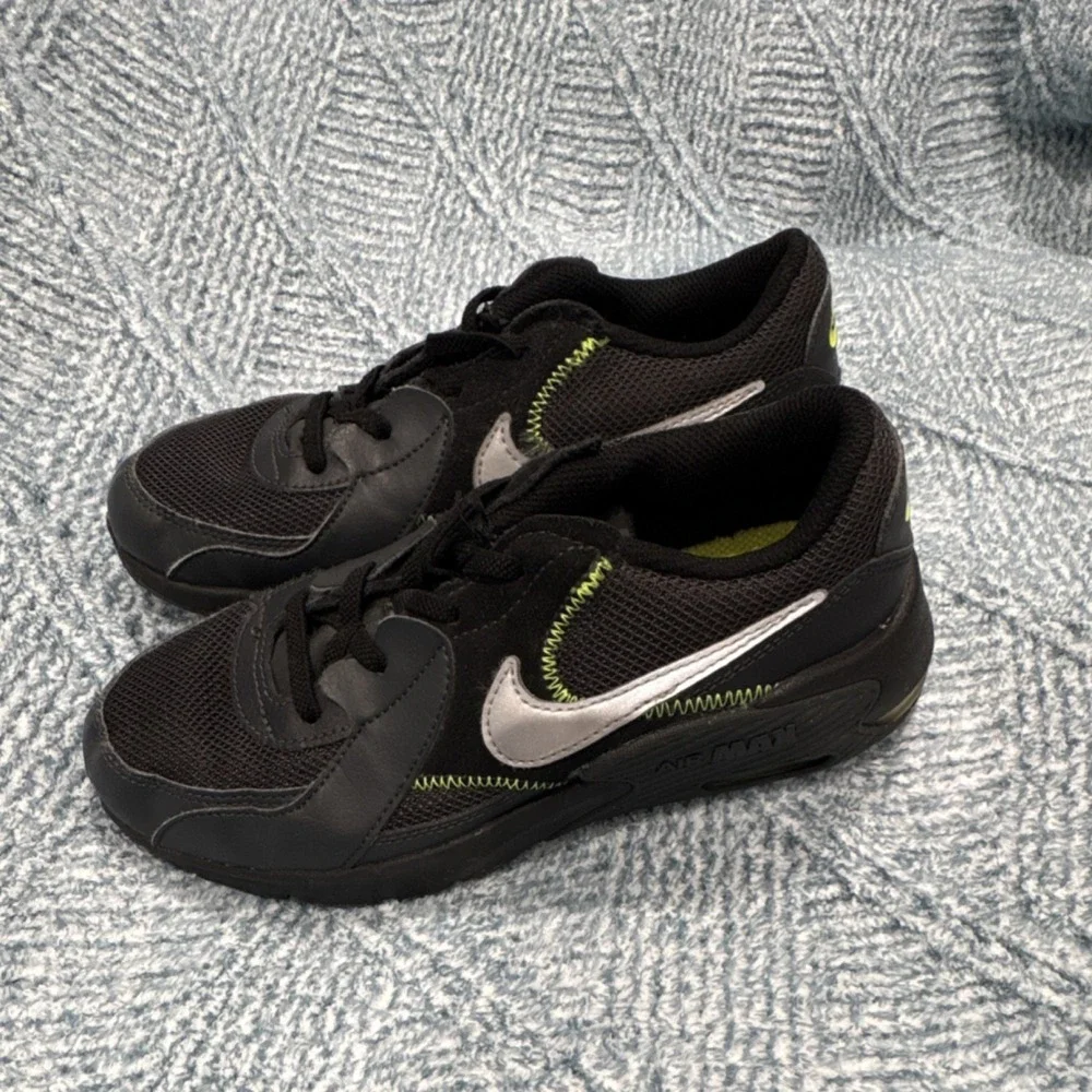 Nike Air Max Boys Sneakers Black Yellow Silver Mesh US 3Y CD6892-010